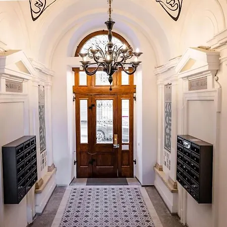 Cecilia's Διαμέρισμα *